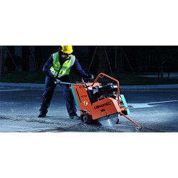 CC260-630U Piła przecinarka do betonu i asfaltu półautomatyczny napęd CONMEC